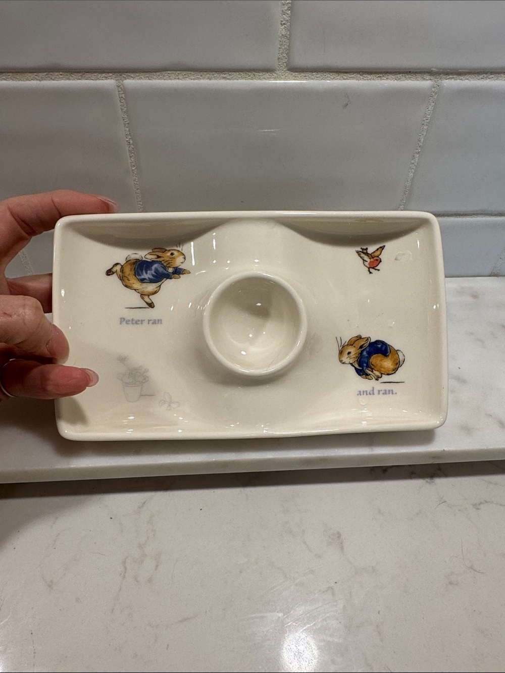 RARE VINTAGE
WEDGWOOD BEATRIX POTTER
PETER RABBIT CHILDS SNACK
TRAY ~7"X4"